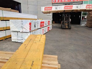 100% Original China LVL Beam LVL Framing LVL Rafters Strand Lumber Engineered Lumber Wood Beam of Engineered Wood for LVL Moulding Structural LVL