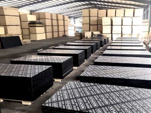 Black Film Faced Concrete Plywood Concrete Curb Forms 18mm Concrete Form Plywood WBP Glue Linyi City