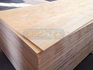 18mm plywood Supplier for Popla Pine Birch Okoume Bintangor Cedar 18mm Commercial Furniture Plywood